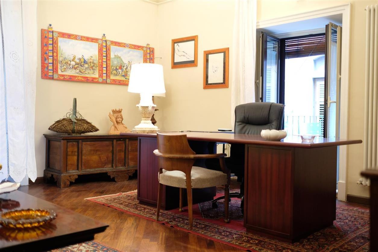 Palazzo La Via Apartment Catania Exterior photo